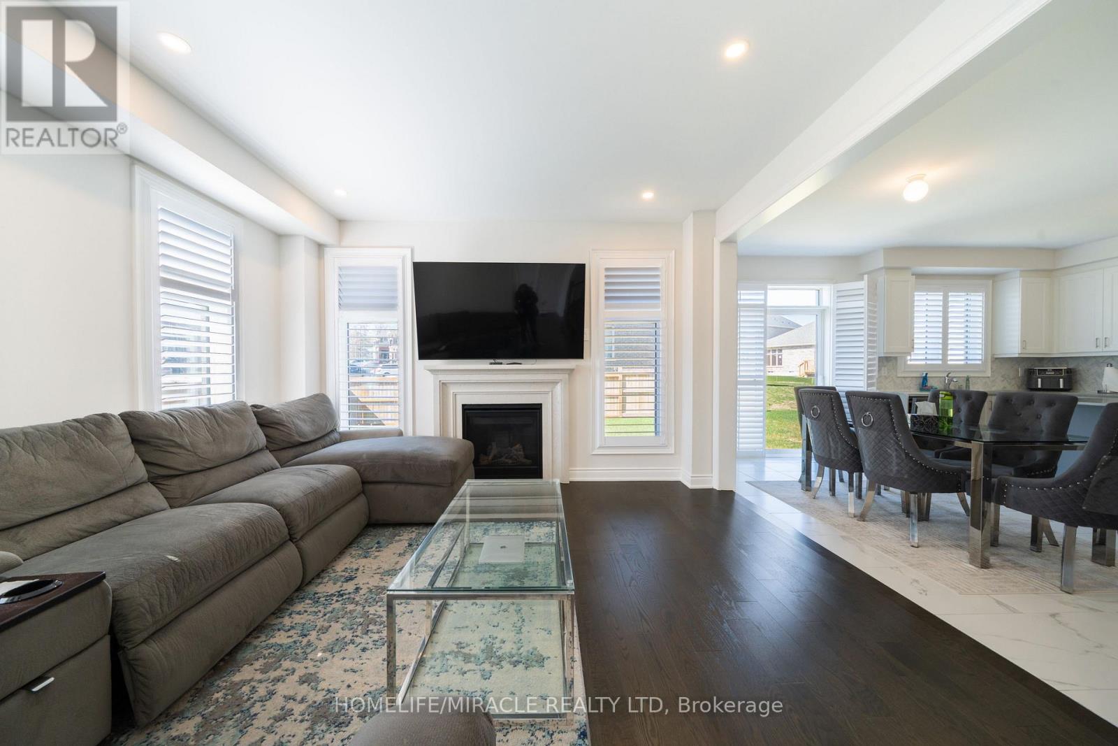 1 Ainslie Hill Crescent, Georgina, Ontario  L0E 1R0 - Photo 15 - N13040608