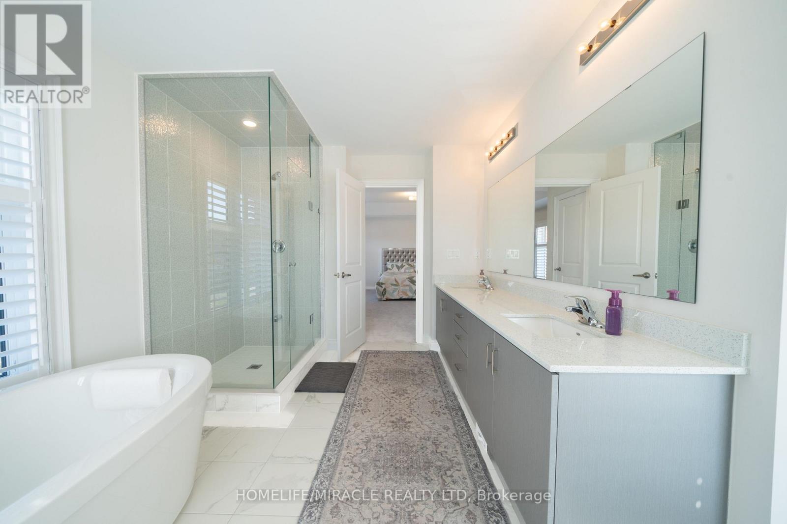 1 Ainslie Hill Crescent, Georgina, Ontario  L0E 1R0 - Photo 27 - N13040608