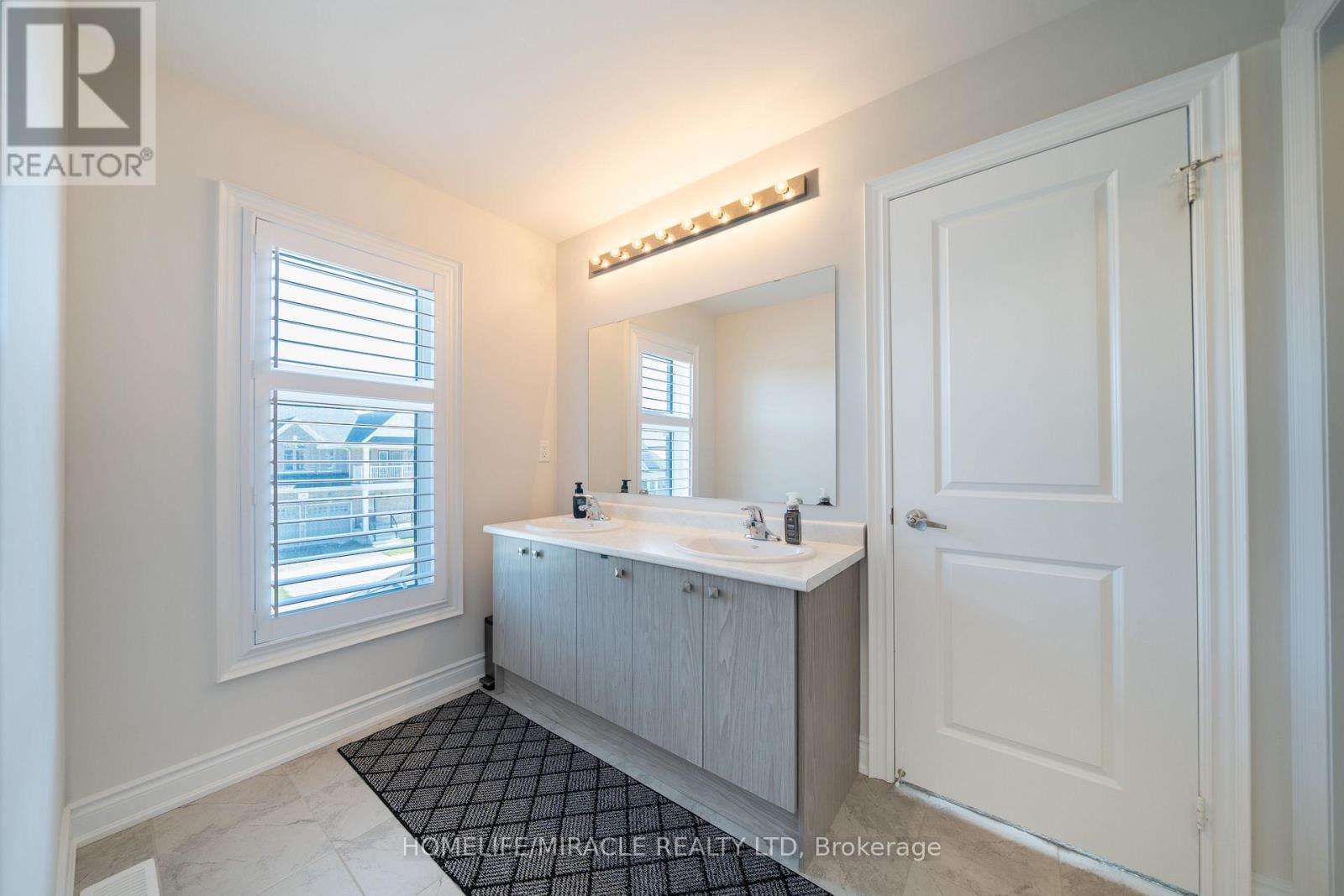 1 Ainslie Hill Crescent, Georgina, Ontario  L0E 1R0 - Photo 33 - N13040608