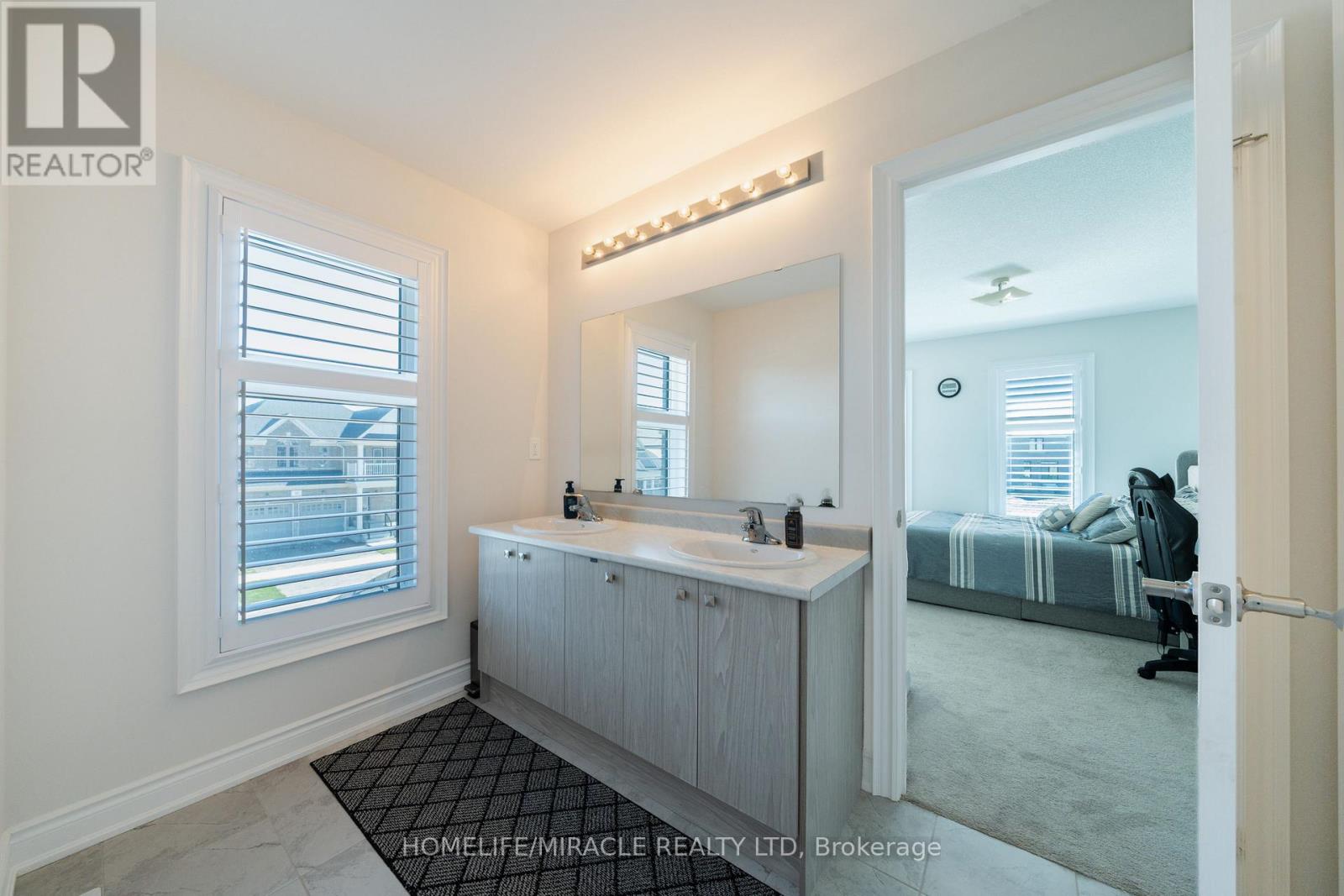 1 Ainslie Hill Crescent, Georgina, Ontario  L0E 1R0 - Photo 36 - N13040608