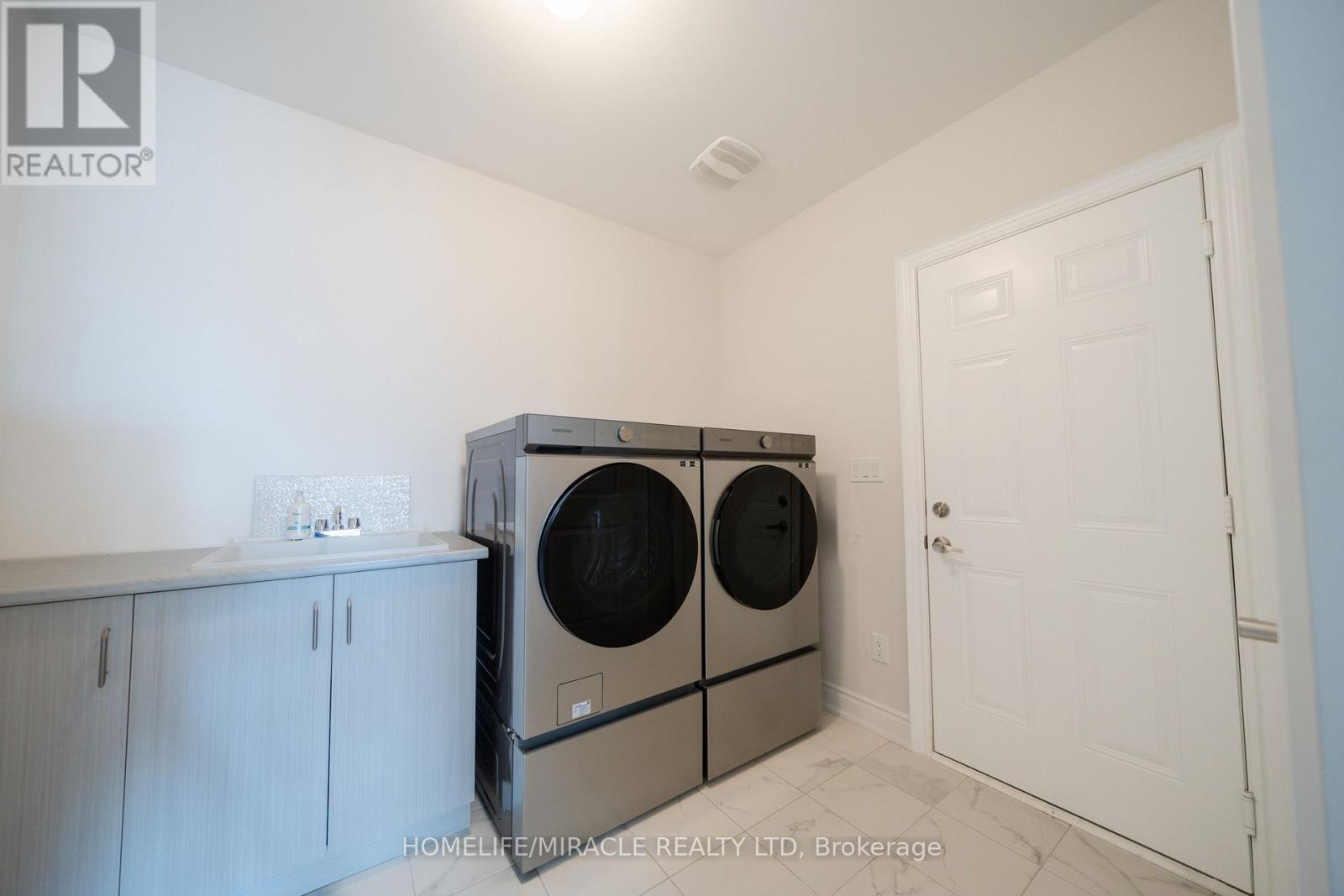 1 Ainslie Hill Crescent, Georgina, Ontario  L0E 1R0 - Photo 46 - N13040608