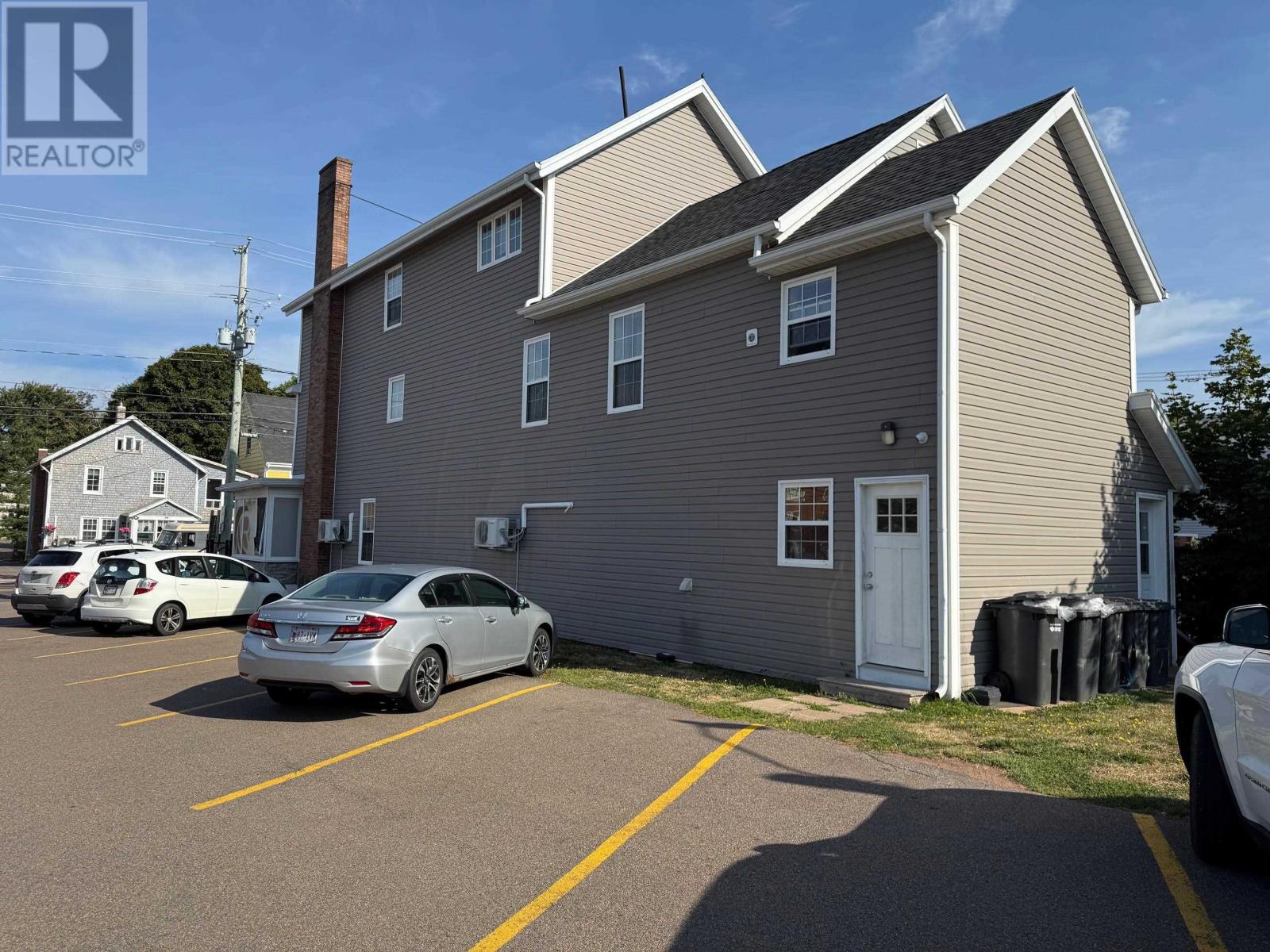 260 Grafton Street, Charlottetown, Prince Edward Island  C1A 1L5 - Photo 3 - 202608517