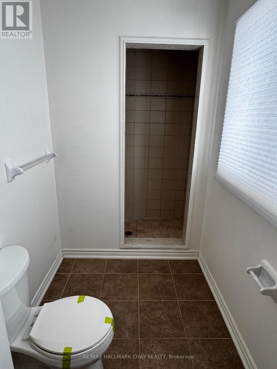 77 White Crescent, Barrie, Ontario  L4N 5Z9 - Photo 23 - S13040548