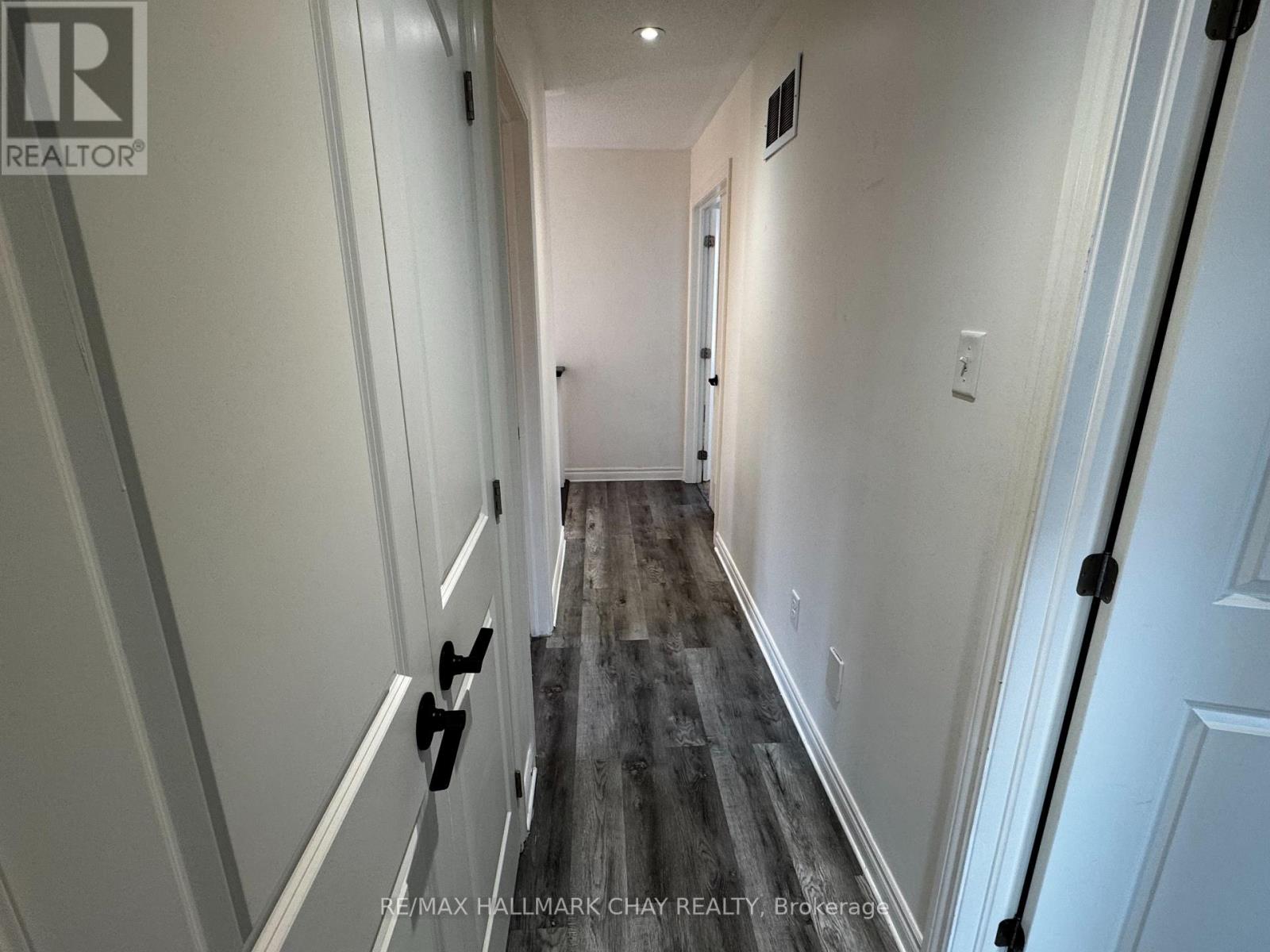 77 White Crescent, Barrie, Ontario  L4N 5Z9 - Photo 25 - S13040548