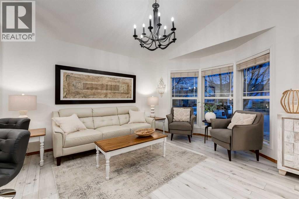 117 Cramond Crescent Se, Calgary, Alberta  T3M 1B8 - Photo 3 - A2287394