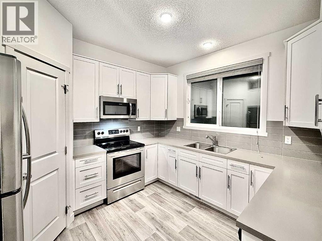 189 Carringvue Way NW, Calgary, Alberta