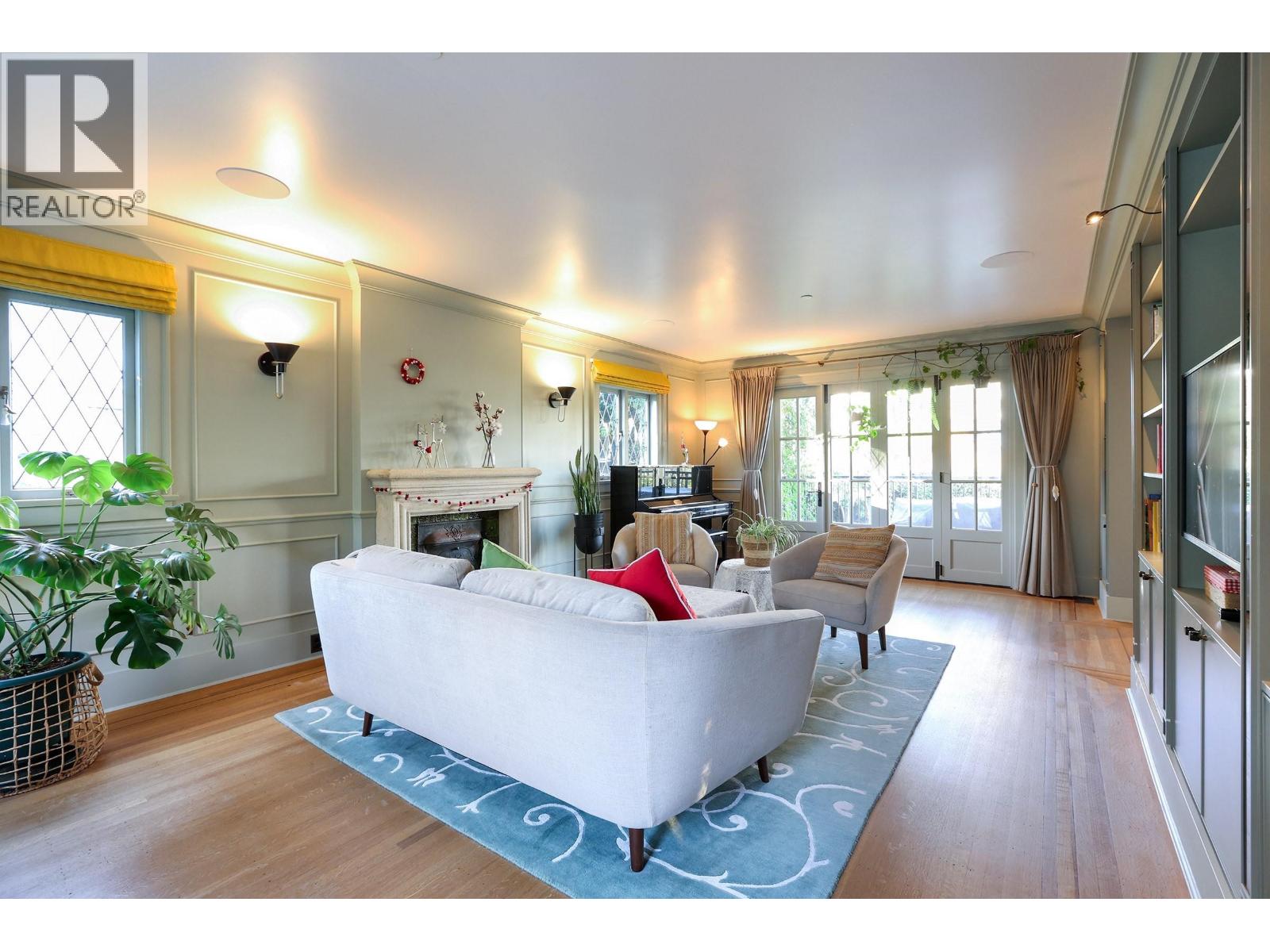 4291 W 9th Avenue, Vancouver, British Columbia  V6R 2C6 - Photo 2 - R3114955