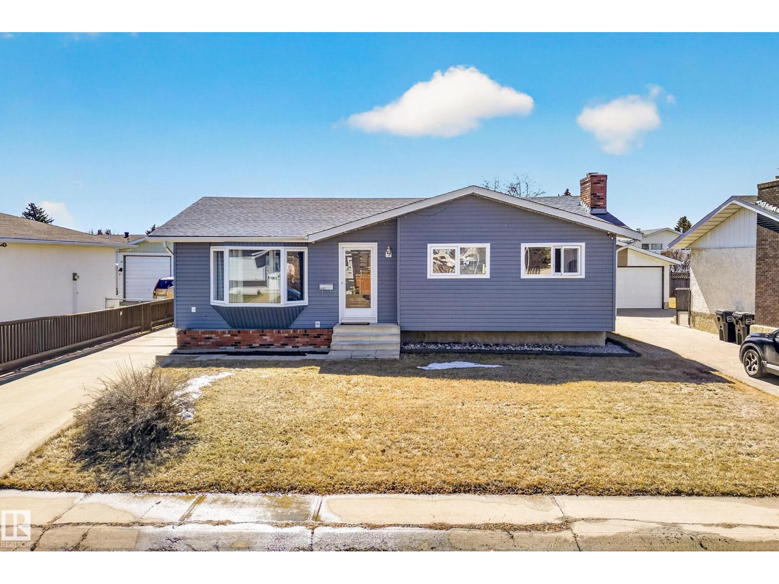 11427 161 AV NW, Edmonton, Alberta