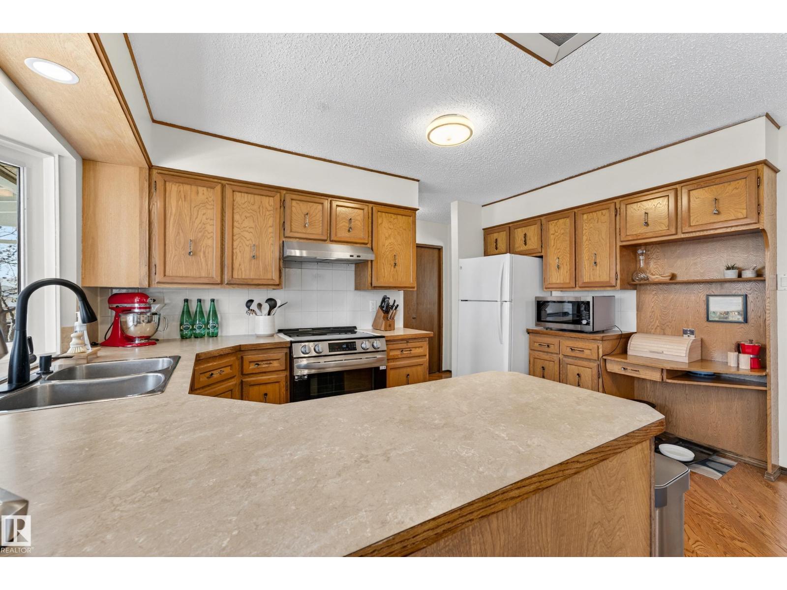 11427 161 Av Nw, Edmonton, Alberta  T5X 2K9 - Photo 19 - E4484004