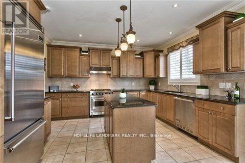 2389 Gamble Road, Oakville, Ontario  L6H 7V6 - Photo 4 - W13040502