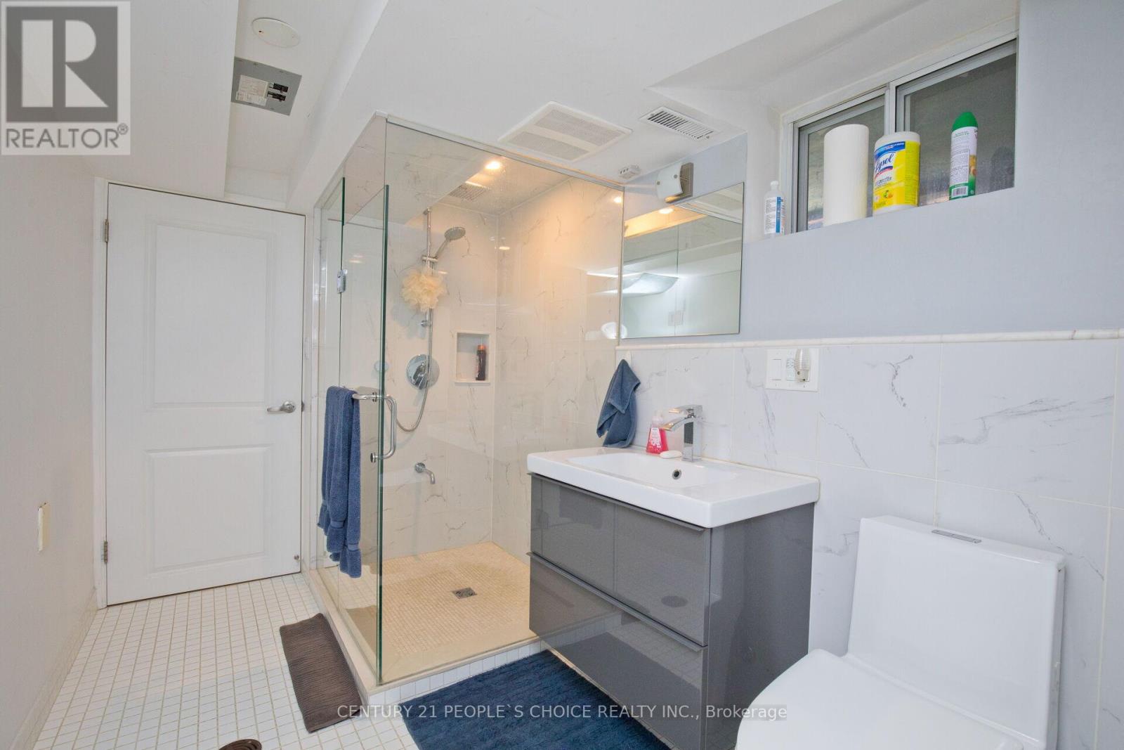 50 Jeffcoat Drive, Toronto (West Humber-Clairville), Ontario  M9W 3B7 - Photo 37 - W13040506