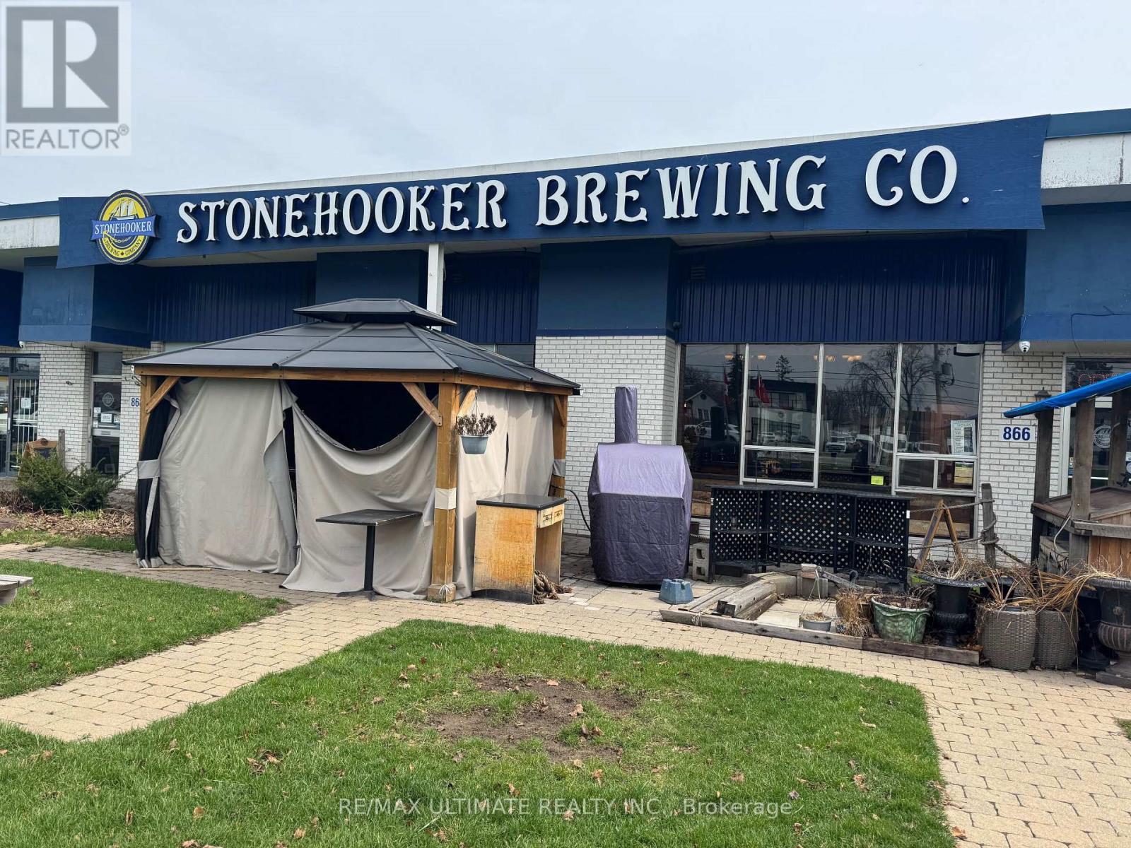 866 LAKESHORE ROAD E, Mississauga, Ontario