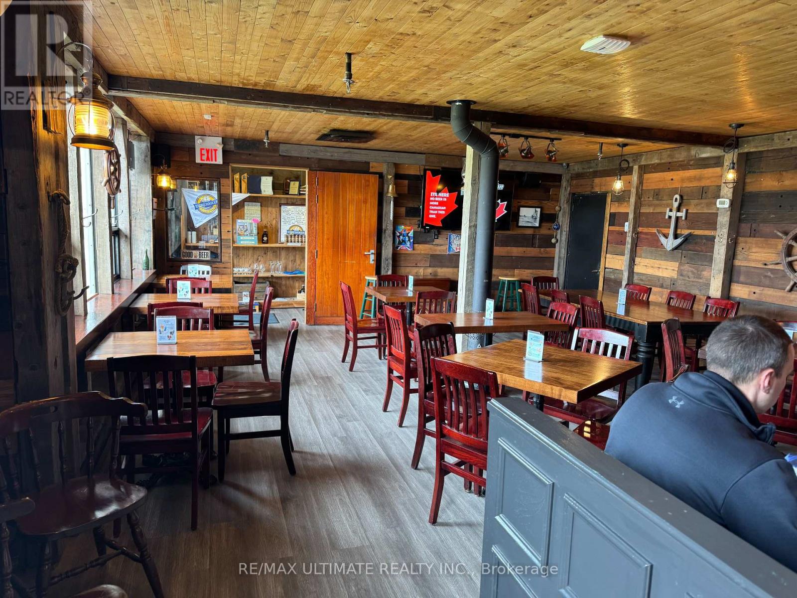 866 Lakeshore Road E, Mississauga, Ontario  L5E 1E1 - Photo 2 - W13040524