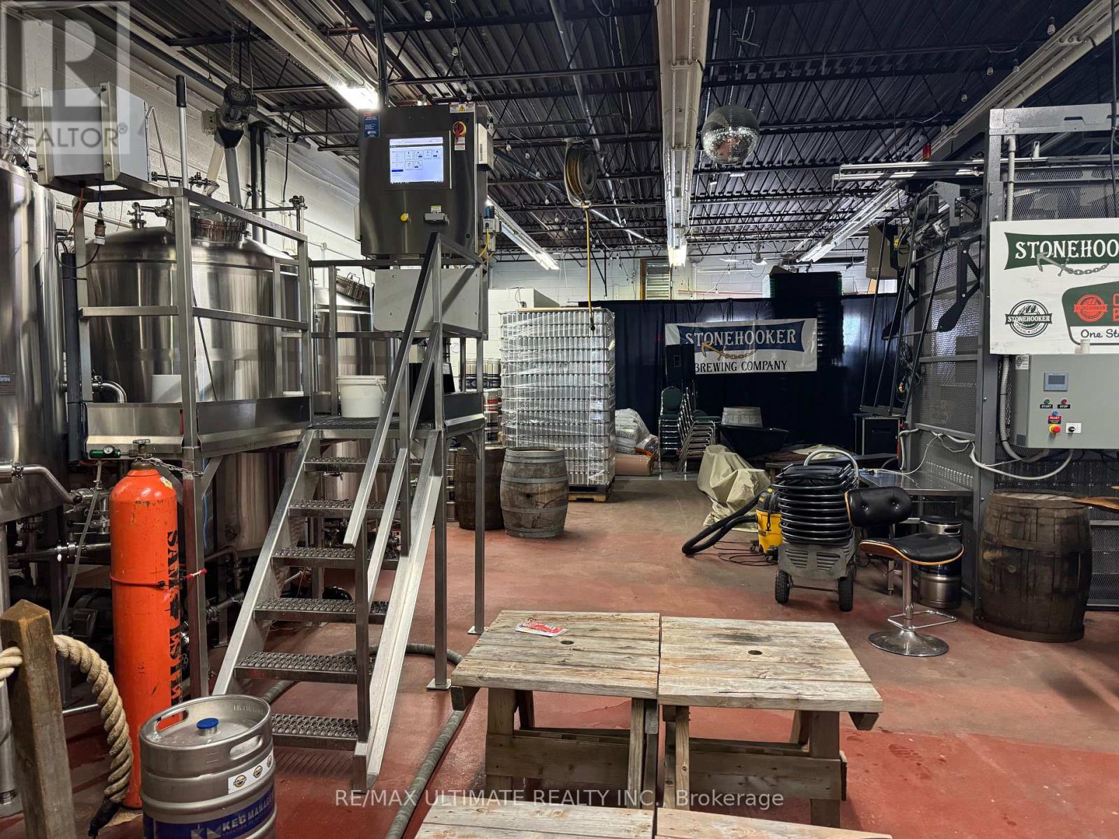 866 Lakeshore Road E, Mississauga, Ontario  L5E 1E1 - Photo 6 - W13040524