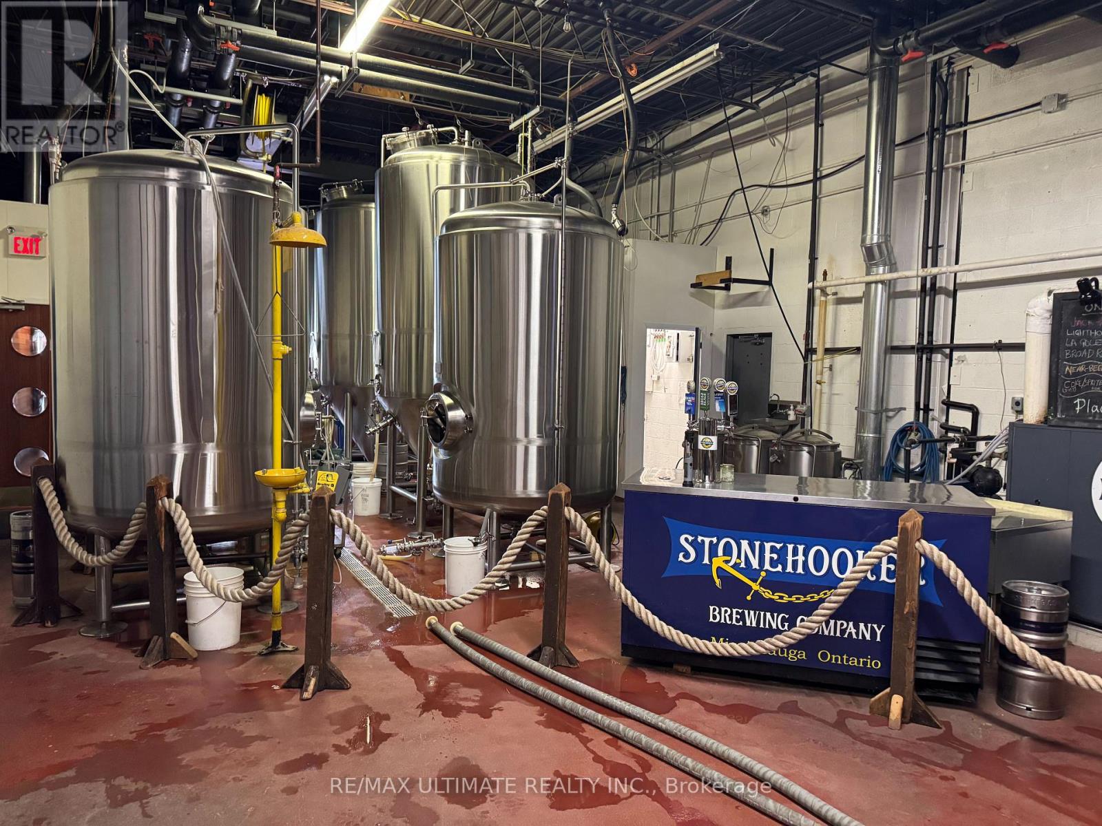 866 Lakeshore Road E, Mississauga, Ontario  L5E 1E1 - Photo 8 - W13040524