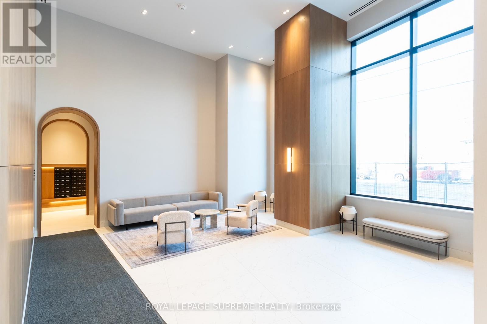 505 - 1185 Dupont Street Se, Toronto, Ontario  M6H 0G5 - Photo 2 - W13040574