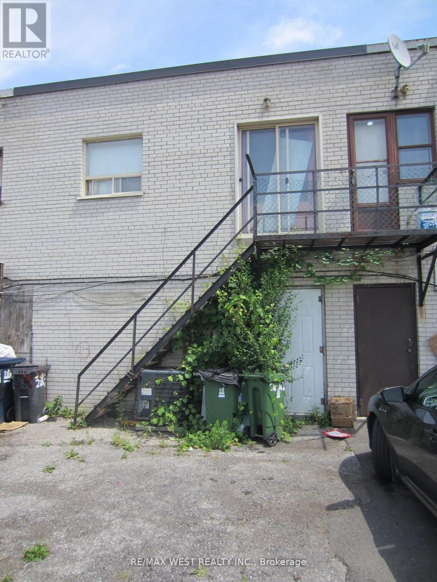 2444 Dufferin Street, Toronto, Ontario  M6E 3T1 - Photo 9 - W13040590