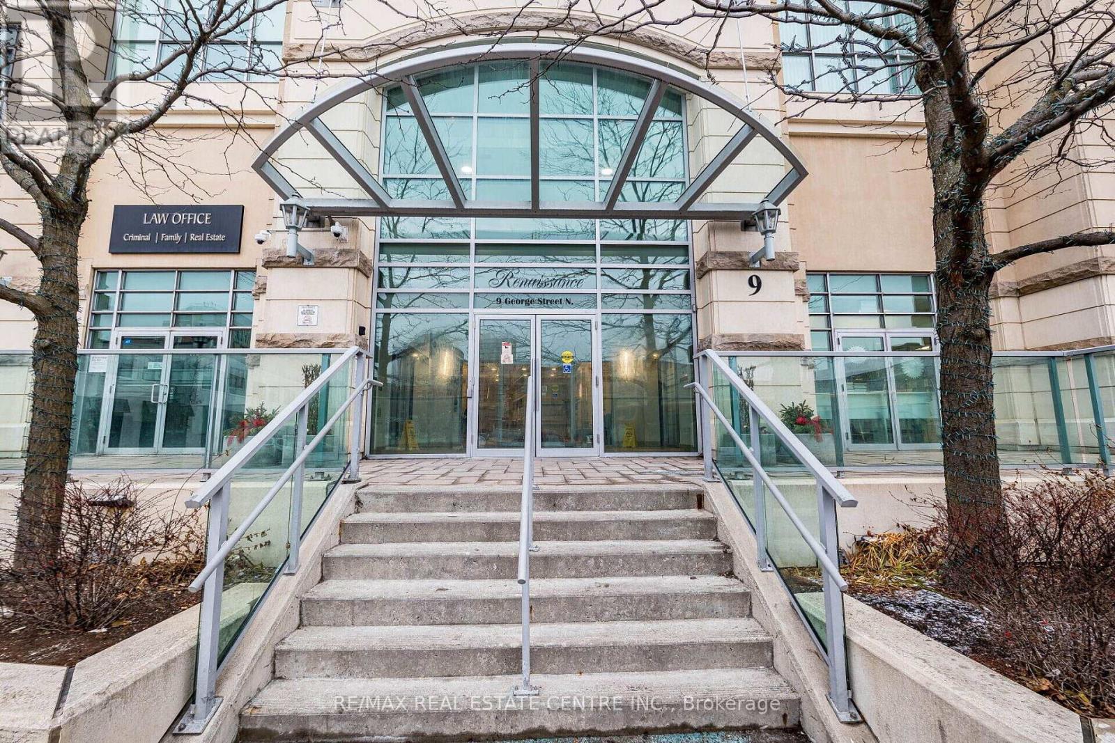 2203 - 9 George Street, Brampton, Ontario  L6X 0T6 - Photo 2 - W13040592