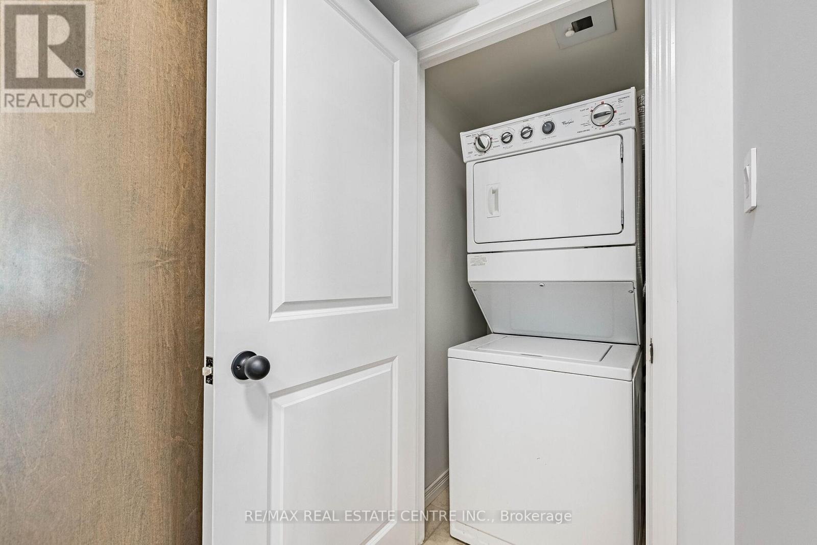 2203 - 9 George Street, Brampton, Ontario  L6X 0T6 - Photo 29 - W13040592