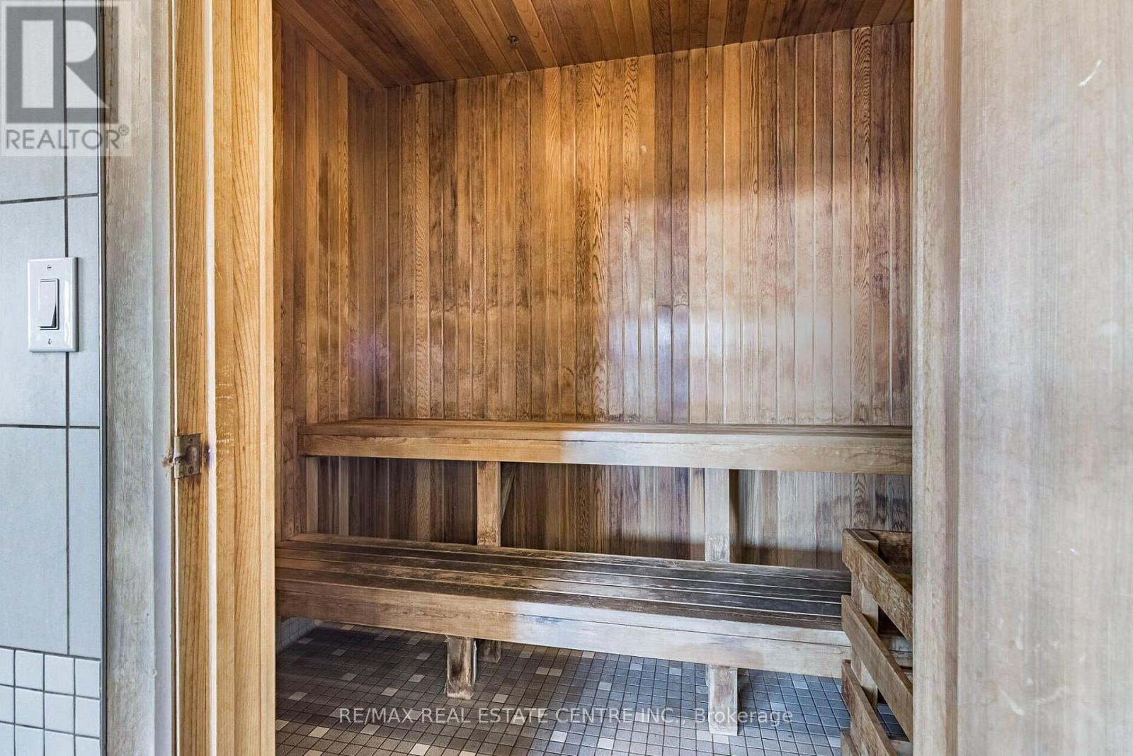 2203 - 9 George Street, Brampton, Ontario  L6X 0T6 - Photo 44 - W13040592