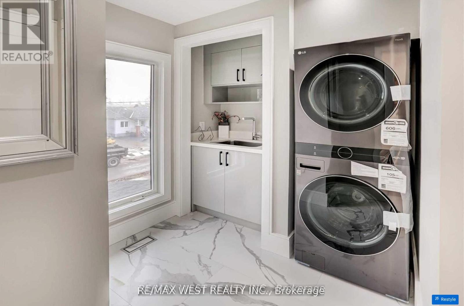 94 Lake Crescent, Toronto, Ontario  M8V 1W1 - Photo 15 - W13040616