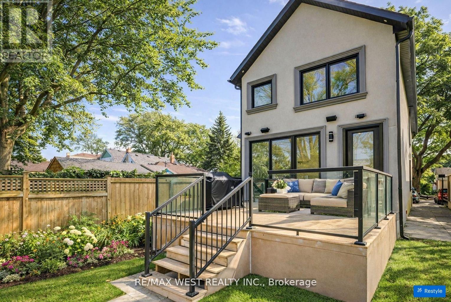 94 Lake Crescent, Toronto, Ontario  M8V 1W1 - Photo 19 - W13040616