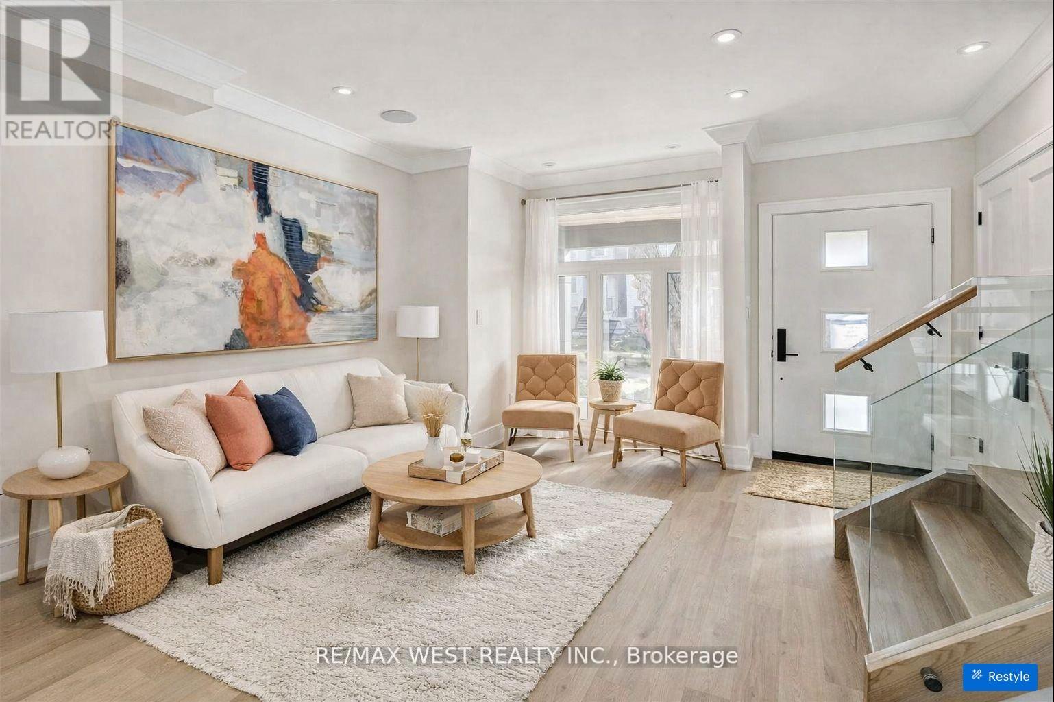 94 Lake Crescent, Toronto, Ontario  M8V 1W1 - Photo 2 - W13040616