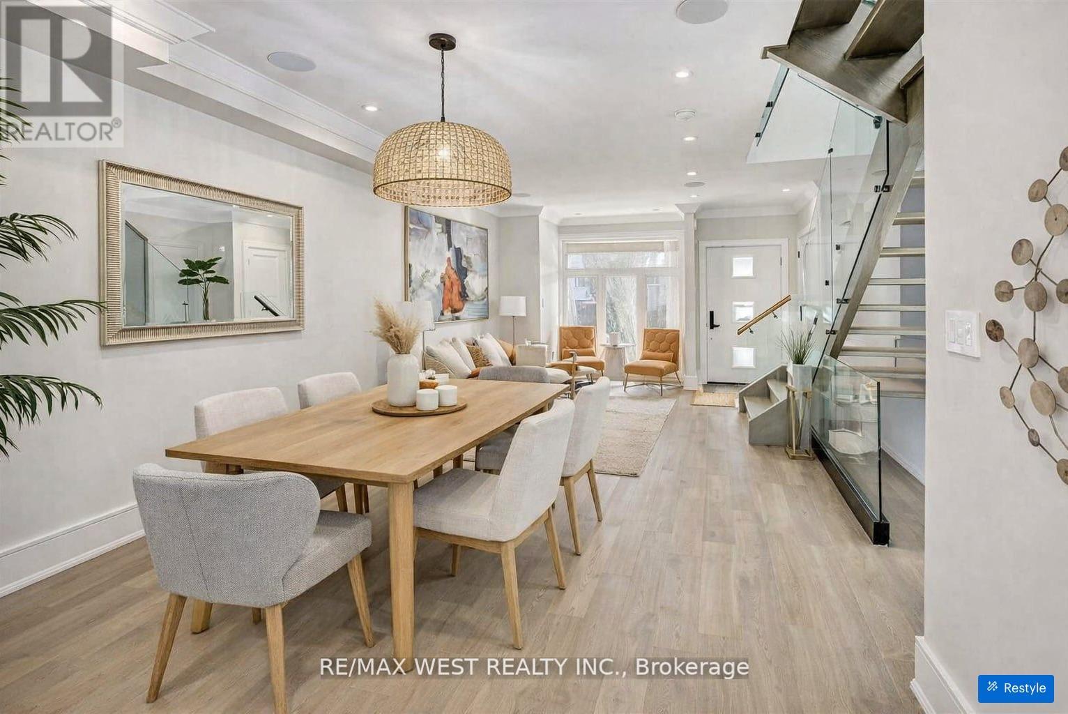 94 Lake Crescent, Toronto, Ontario  M8V 1W1 - Photo 3 - W13040616