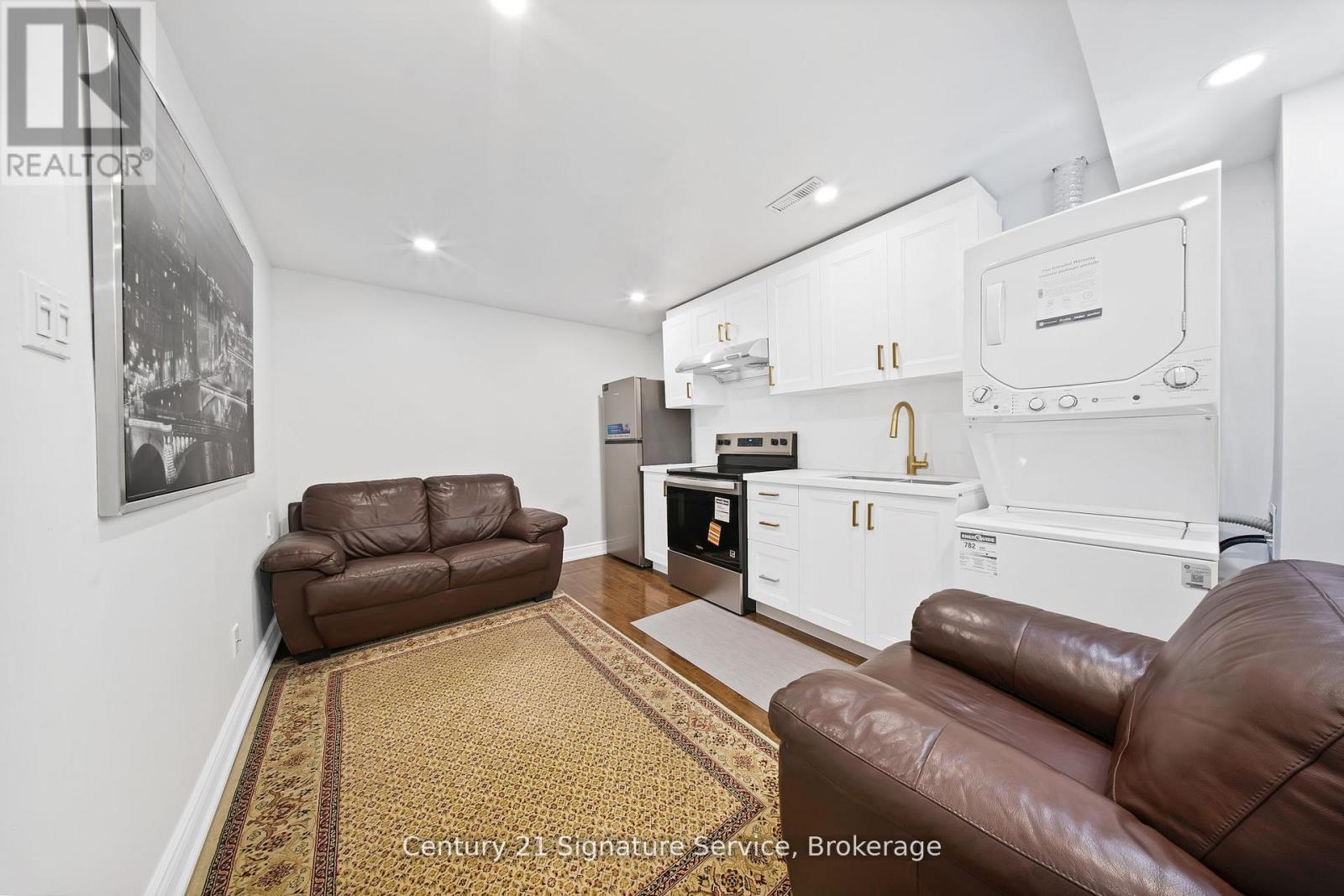 Basement - 6357 Neuchatel Road, Mississauga, Ontario  L5N 2J7 - Photo 11 - W13040626