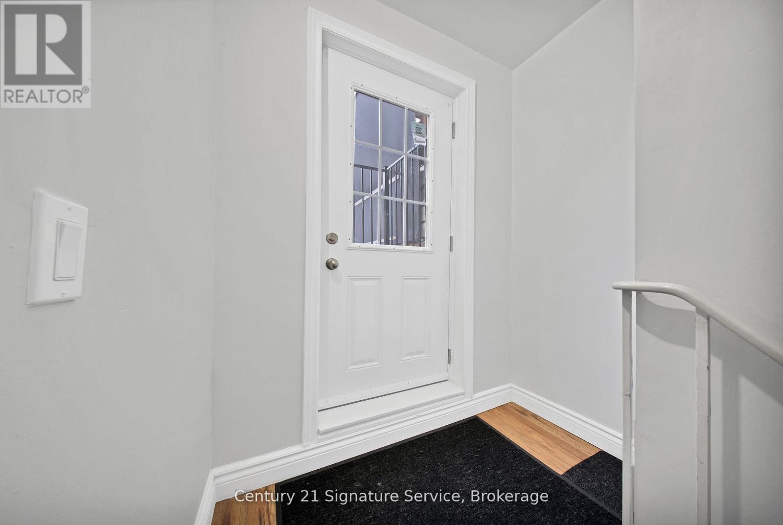 Basement - 6357 Neuchatel Road, Mississauga, Ontario  L5N 2J7 - Photo 6 - W13040626