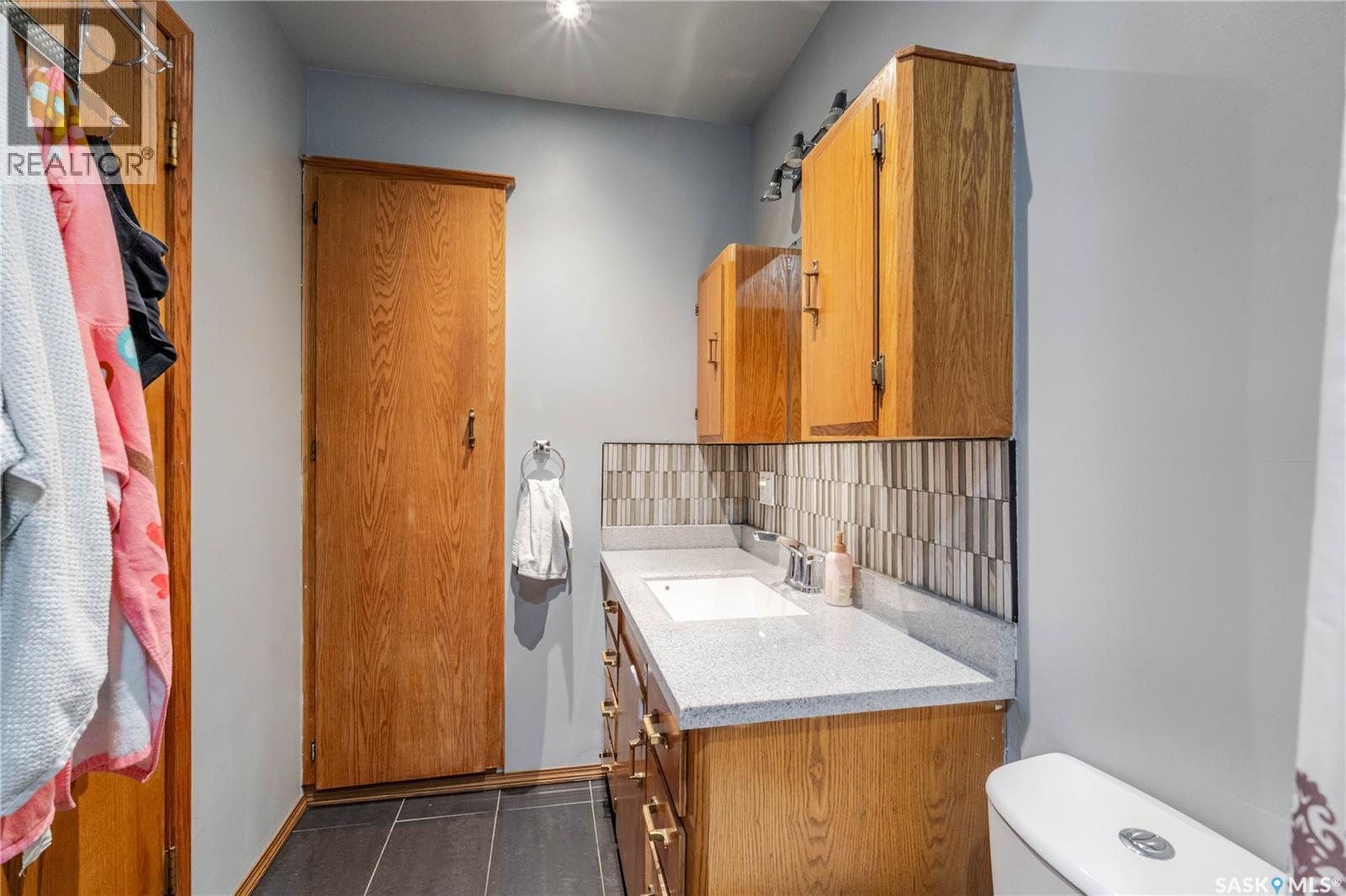 1117 Iroquois Street W, Moose Jaw, Saskatchewan  S6H 5C1 - Photo 19 - SK033859