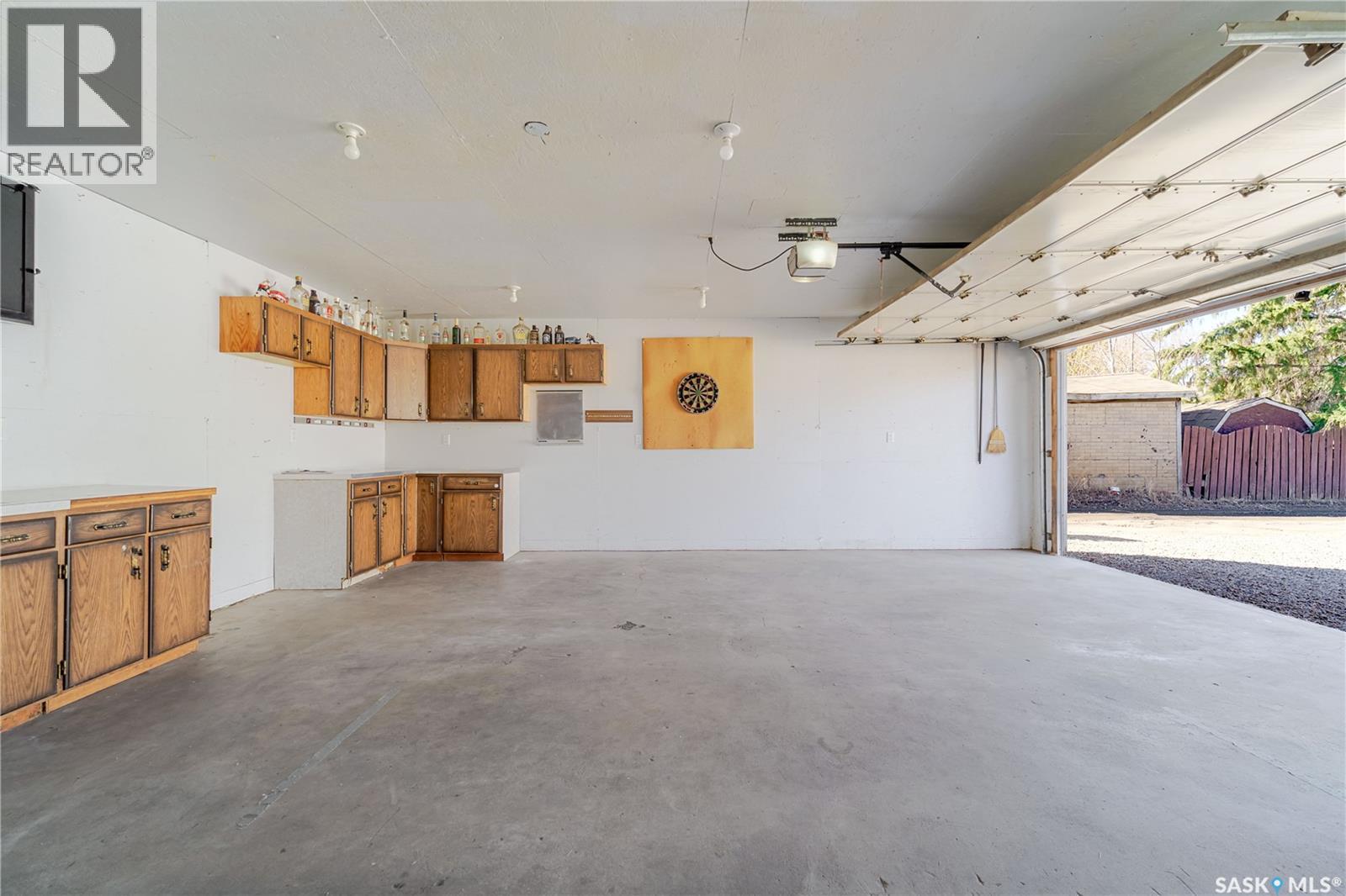 1117 Iroquois Street W, Moose Jaw, Saskatchewan  S6H 5C1 - Photo 47 - SK033859