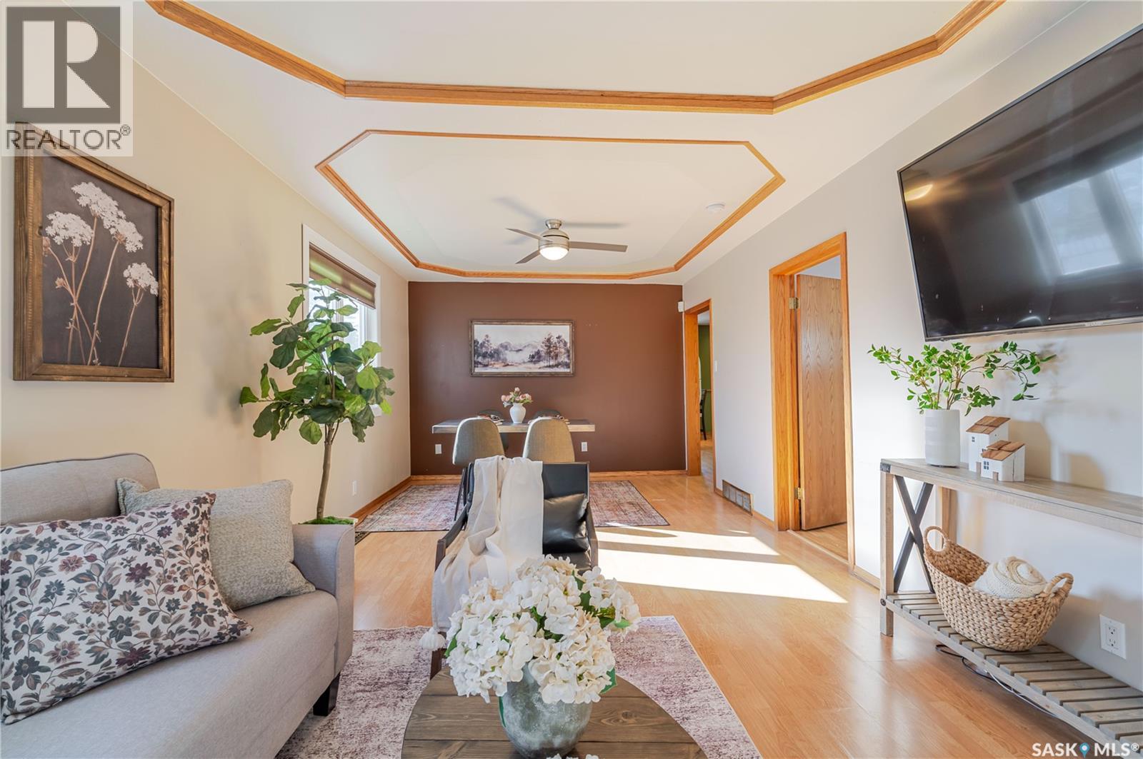 1117 Iroquois Street W, Moose Jaw, Saskatchewan  S6H 5C1 - Photo 5 - SK033859