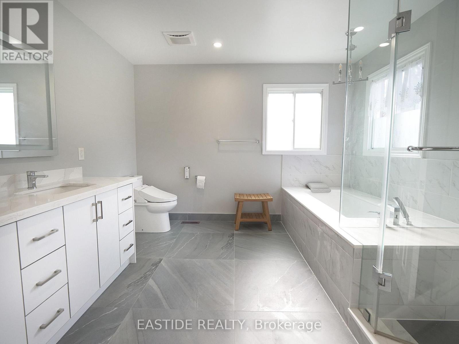 346 Castan Avenue, Markham, Ontario  L3R 4S3 - Photo 26 - N13020290