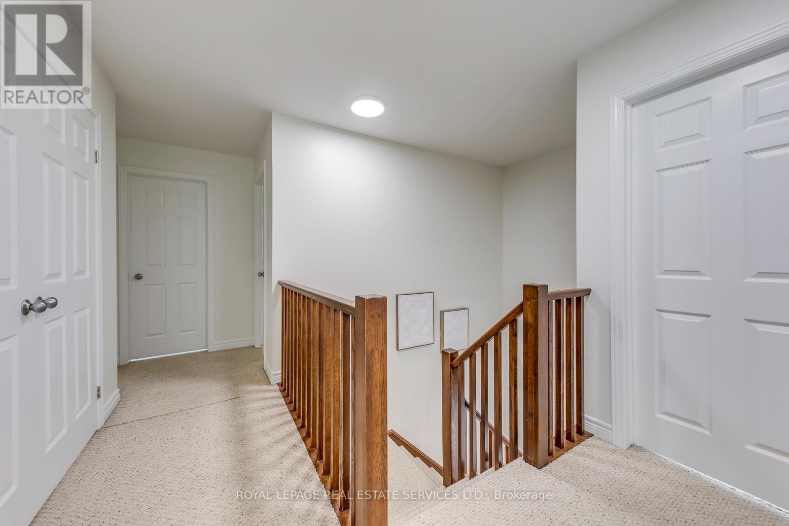 206 Brigadoon Drive, Hamilton, Ontario  L9C 0B5 - Photo 18 - X12956946