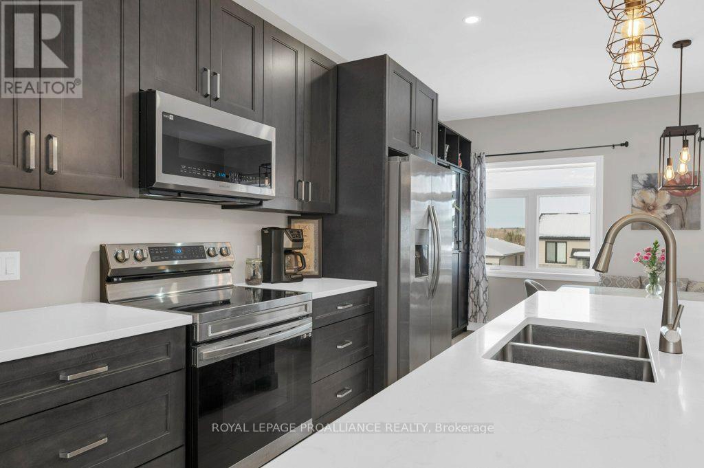 53 Meagan Lane, Quinte West, Ontario  K0K 2C0 - Photo 18 - X12862768