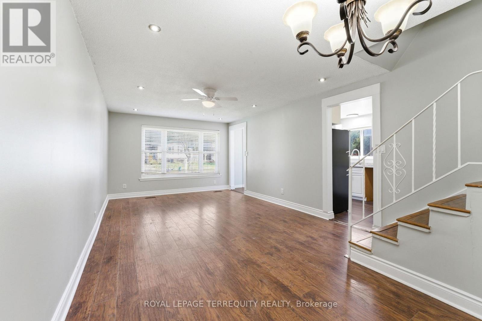 12 Roman Crescent, Brantford, Ontario  N3V 1A3 - Photo 7 - X13040480