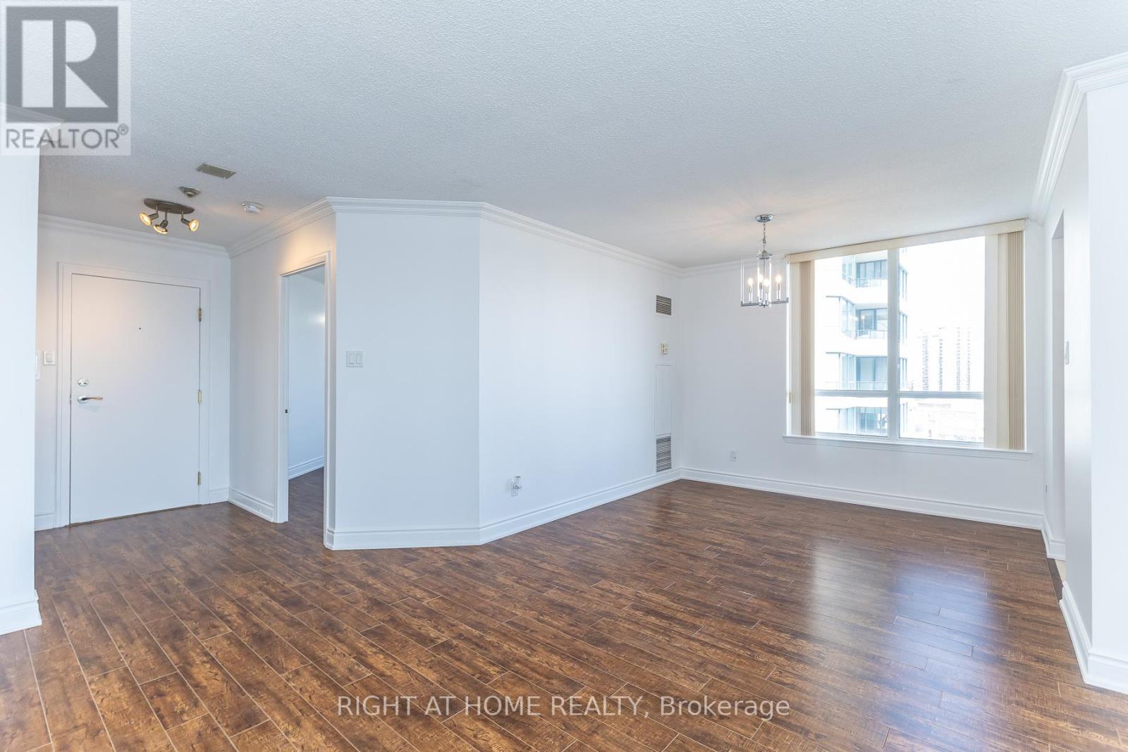 1001 - 120 Promenade Circle, Vaughan, Ontario  L4J 7W9 - Photo 28 - N12760712