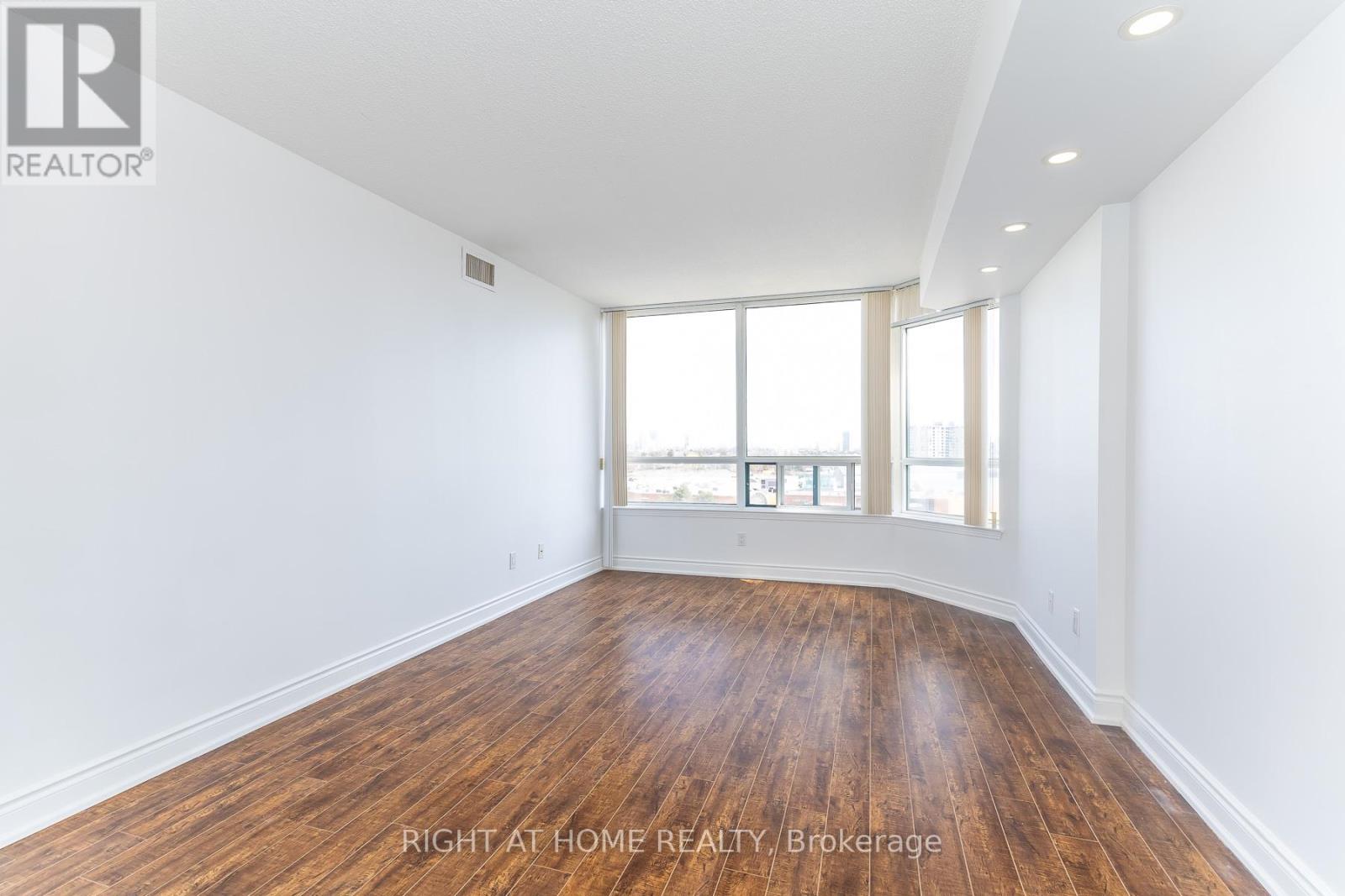 1001 - 120 Promenade Circle, Vaughan, Ontario  L4J 7W9 - Photo 40 - N12760712