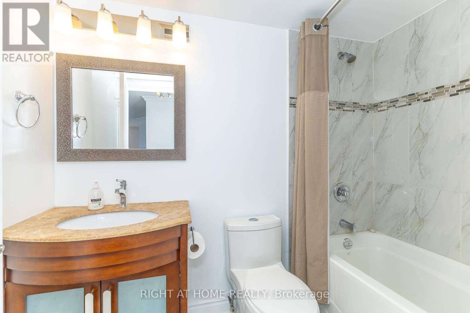 1001 - 120 Promenade Circle, Vaughan, Ontario  L4J 7W9 - Photo 37 - N12760712