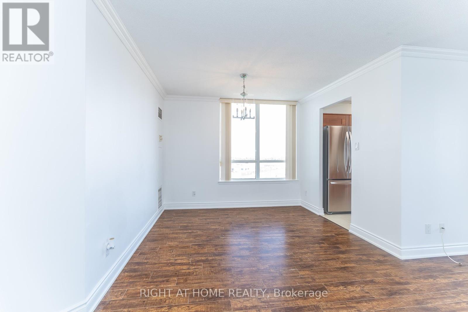 1001 - 120 Promenade Circle, Vaughan, Ontario  L4J 7W9 - Photo 27 - N12760712