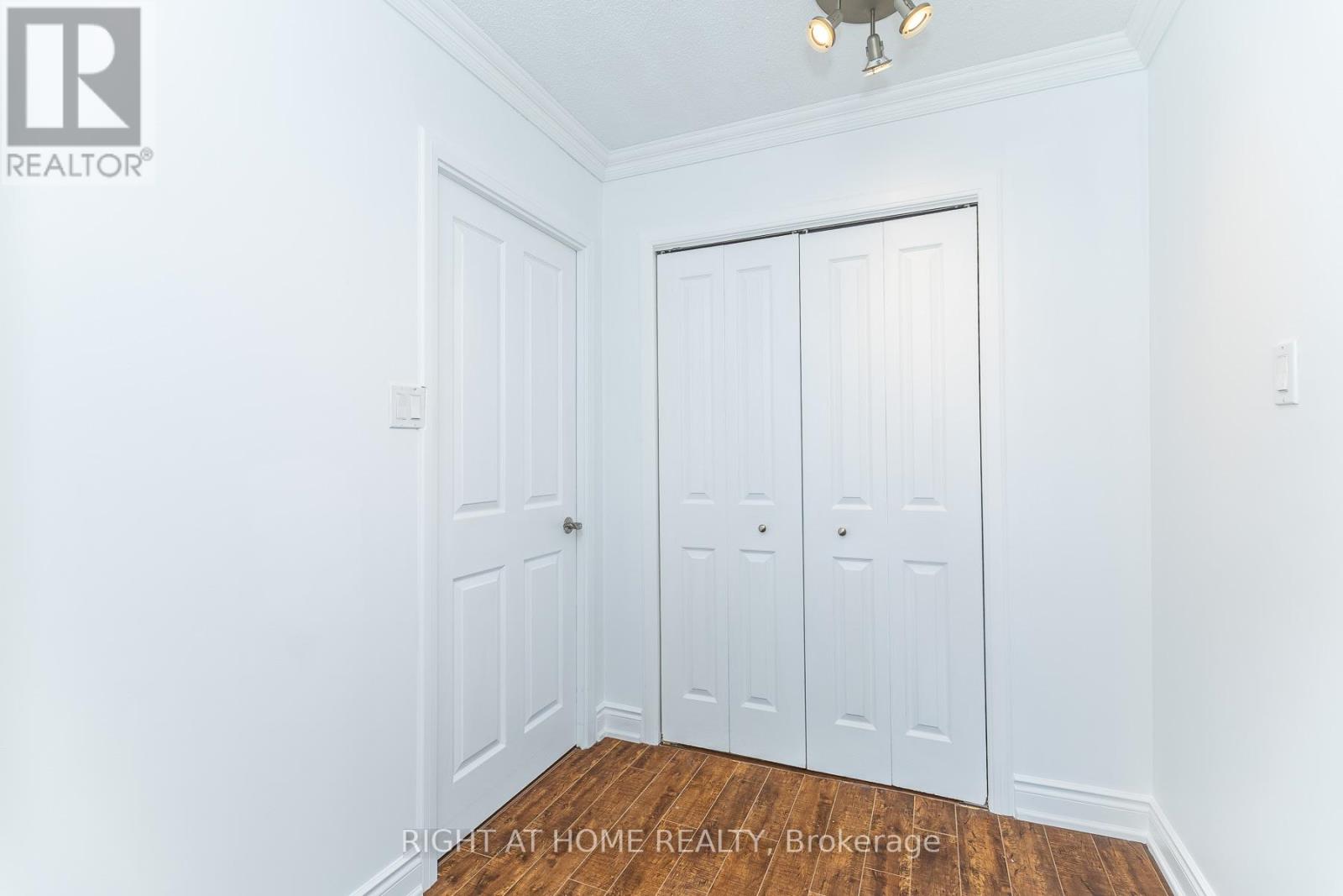 1001 - 120 Promenade Circle, Vaughan, Ontario  L4J 7W9 - Photo 34 - N12760712