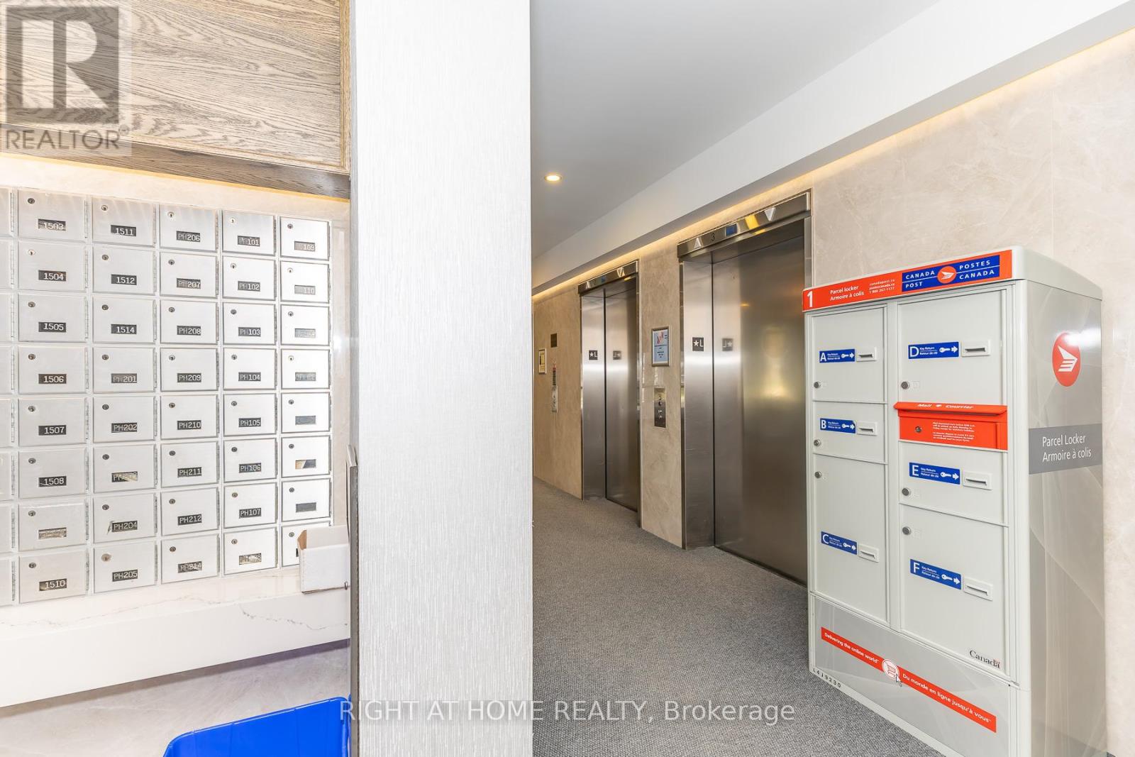 1001 - 120 Promenade Circle, Vaughan, Ontario  L4J 7W9 - Photo 8 - N12760712