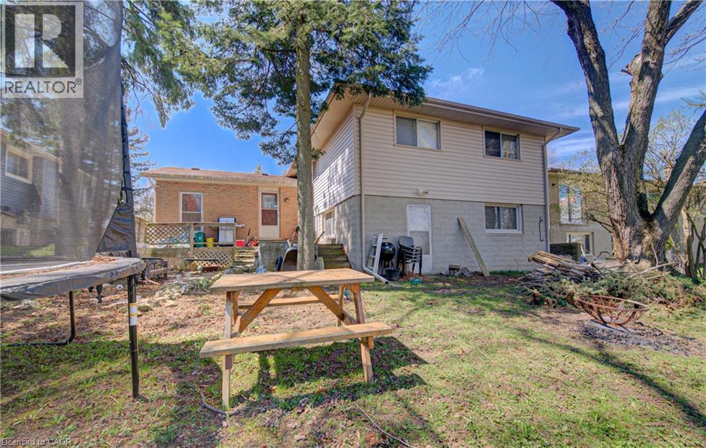 98 Shea Crescent, Kitchener, Ontario  N2E 1E8 - Photo 32 - 40823741