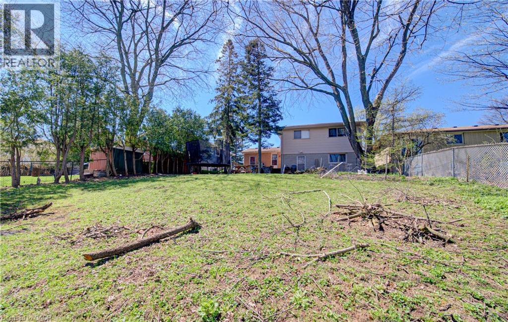 98 Shea Crescent, Kitchener, Ontario  N2E 1E8 - Photo 34 - 40823741