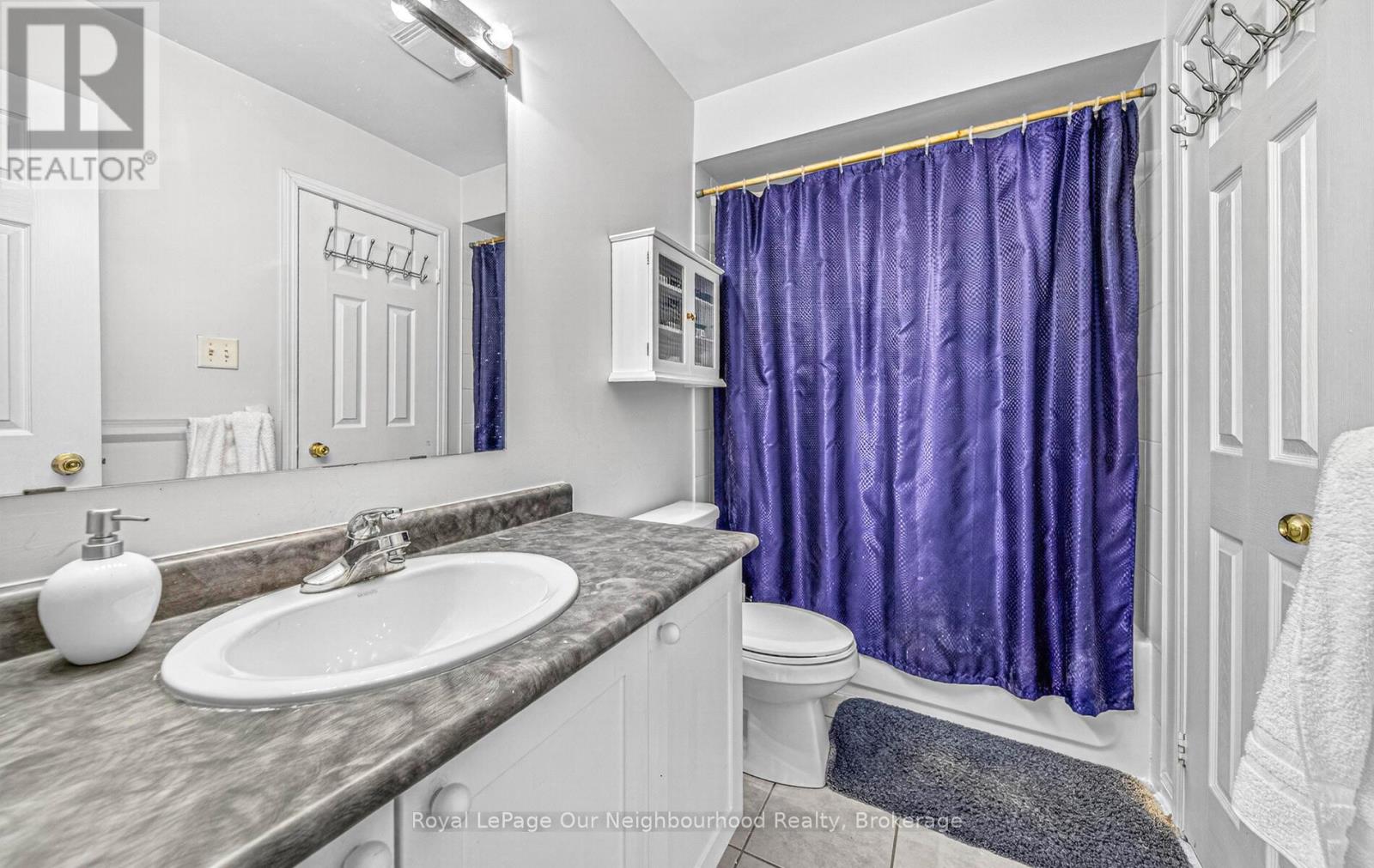 1581 Sarasota Crescent, Oshawa, Ontario  L1G 8G1 - Photo 16 - E13040820