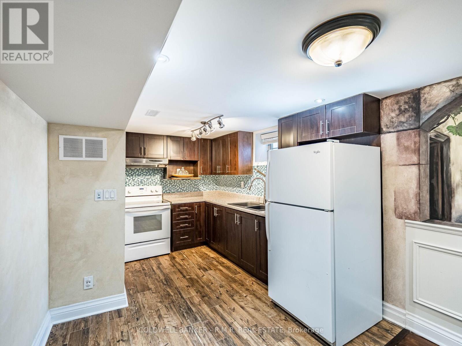 17 Lockheed Boulevard, Toronto, Ontario  M9P 2H5 - Photo 42 - W13040794