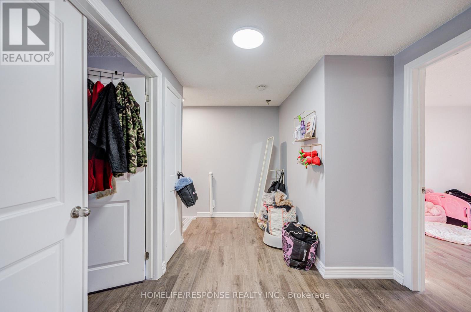 7 - 93 Hansen Road N, Brampton, Ontario  L6V 3C8 - Photo 16 - W12740602