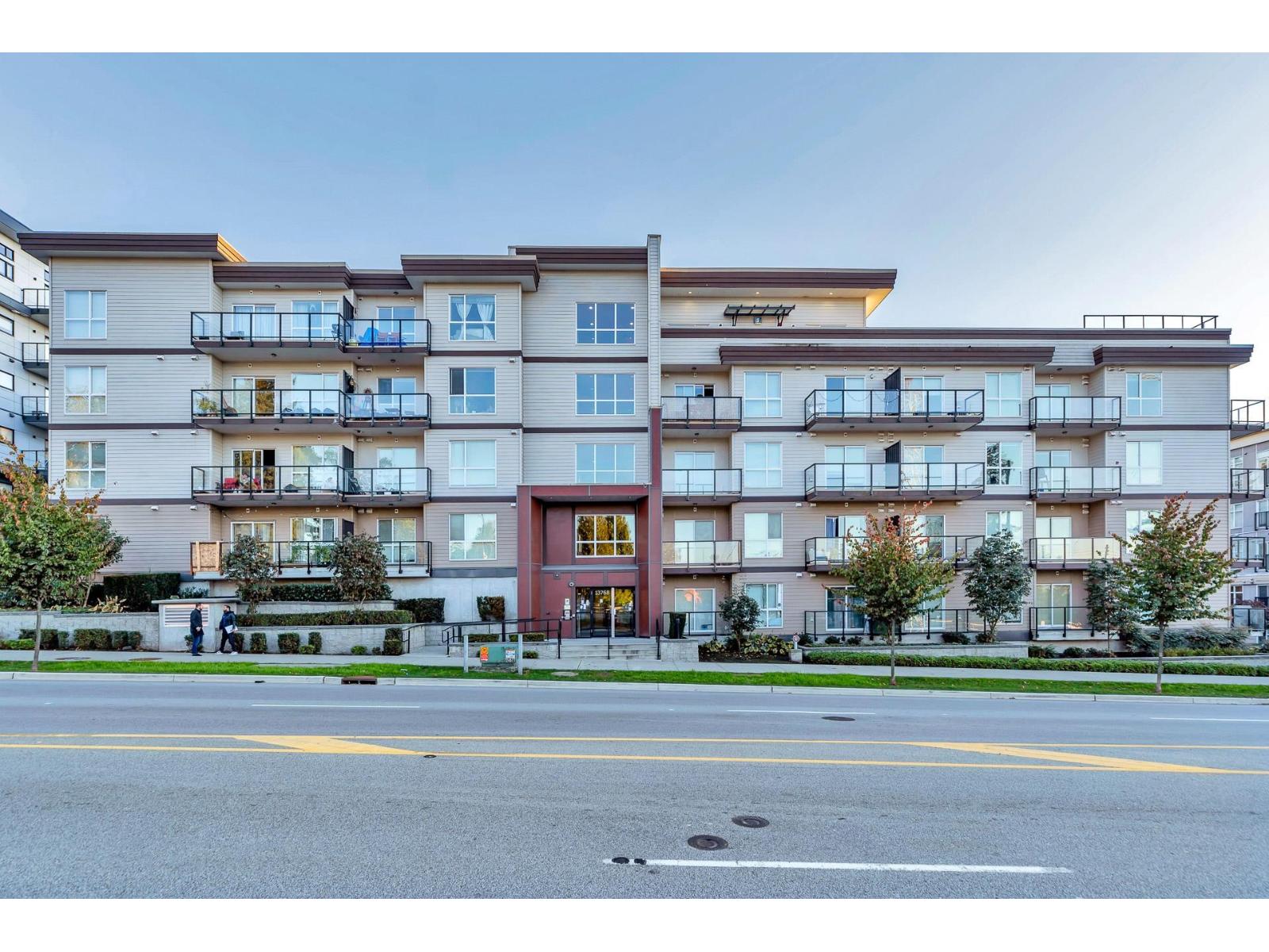 221 13768 108 AVENUE, Surrey, British Columbia