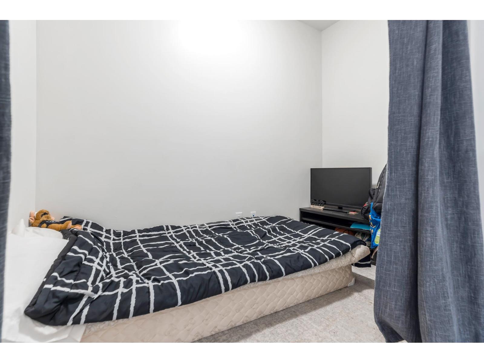 221 13768 108 Avenue, Surrey, British Columbia  V3T 0L9 - Photo 11 - R3115130